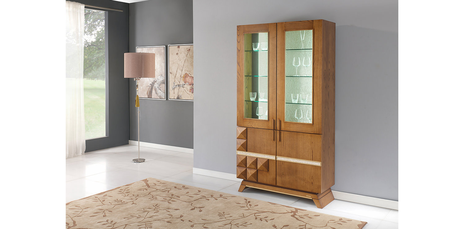Oro Cupboard